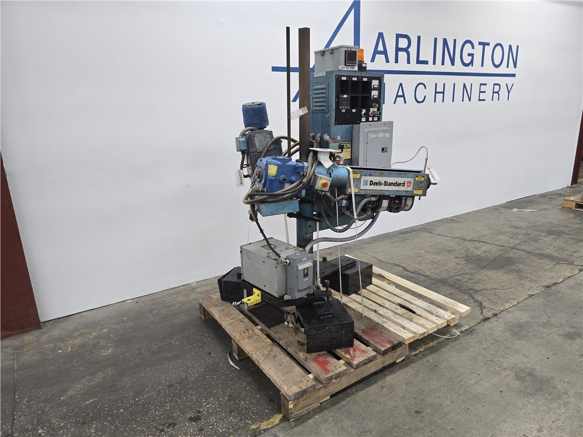 1.25" Davis Standard #DSPA-125V-H24, pedestal extruder, 24:1 L/D, 5 HP DC motor w/ blower, 3 barrel zones - Image 2