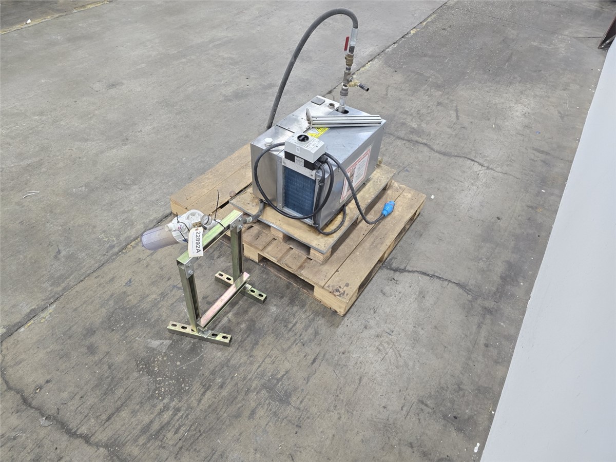 18 CFM, Airtech #3AL2041, oil-free liquid ring vacuum pump, 1.5 HP, 3380 RPM, 28.5" Hg, 208-230/460 V. - Image 2