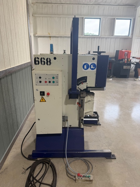No. X-97 Pullmax, Bevelling Machine, Capacity: 1/8" - 2", Bevelling Angle: 25-55 degrees, Feed Rate: 6ft or - Image 7