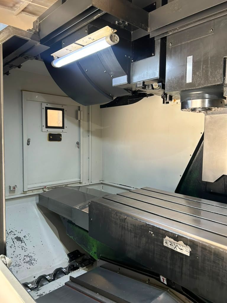 Daewoo Doosan #DNM-500II, CNC vertical machining center, 30 automatic tool changer, 40.2" X, 21.3" Y, 20.1" - Image 9