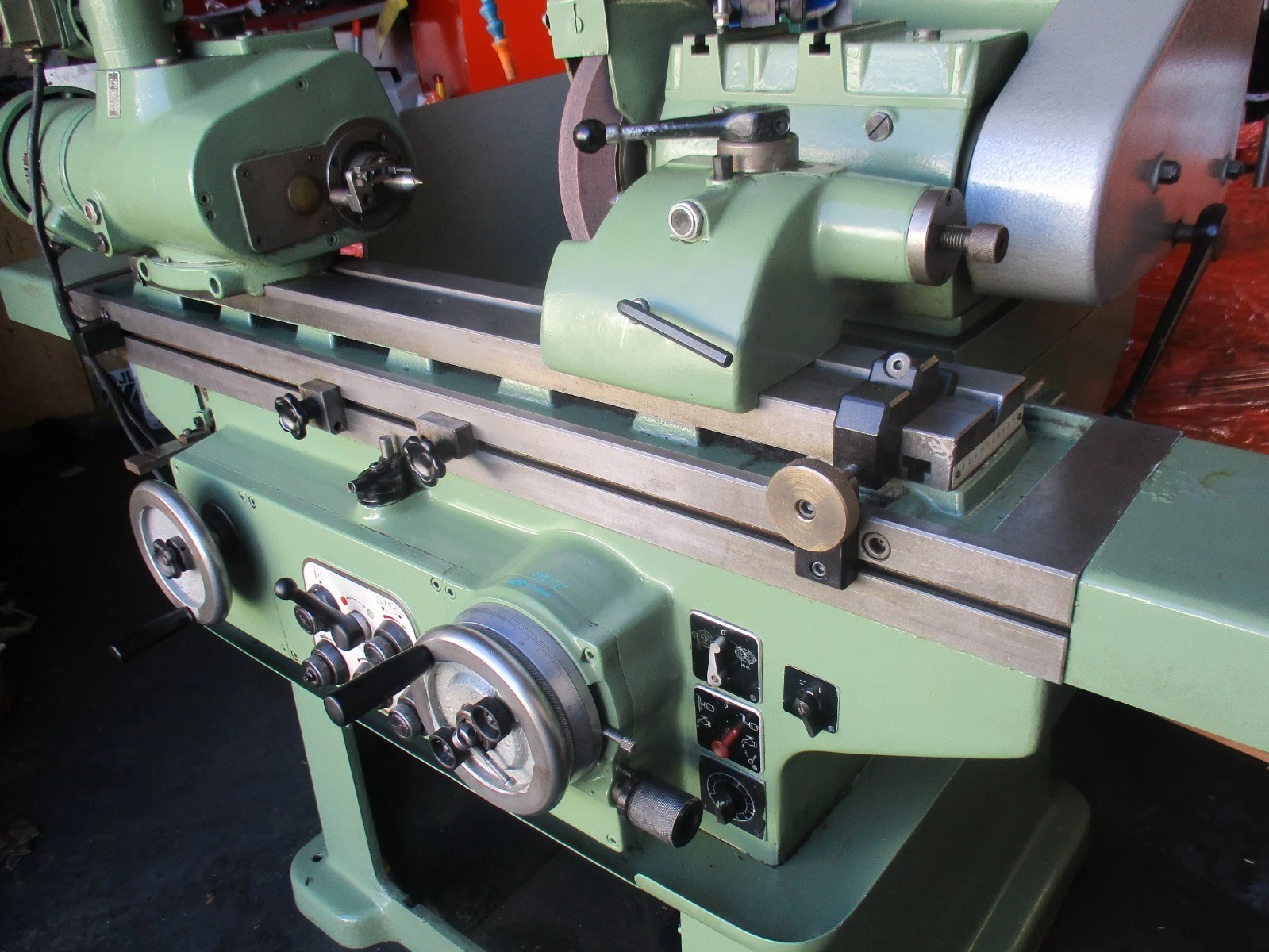 8" x 16" Tschudin #HTG-400, plain cylindrical grinder, precision outside dimension grinder - Image 10