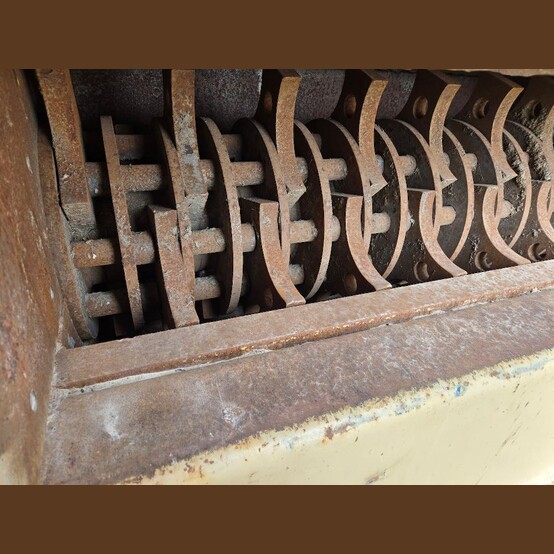 REM #SH2452WBSR, Horizontal Wood Hog/Pallet Shredder, 6" high x 52" wide feed opening, 24" diameter x 60" - Image 4