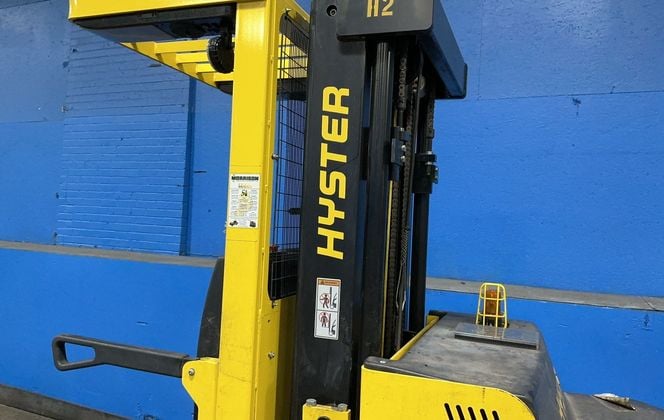 3000 lb. Hyster #R30XM3, Order Picker, 4" x 48" Forks, 195" Lift Height, 24" Mast Height, 36 V., 993 Hours - Image 8