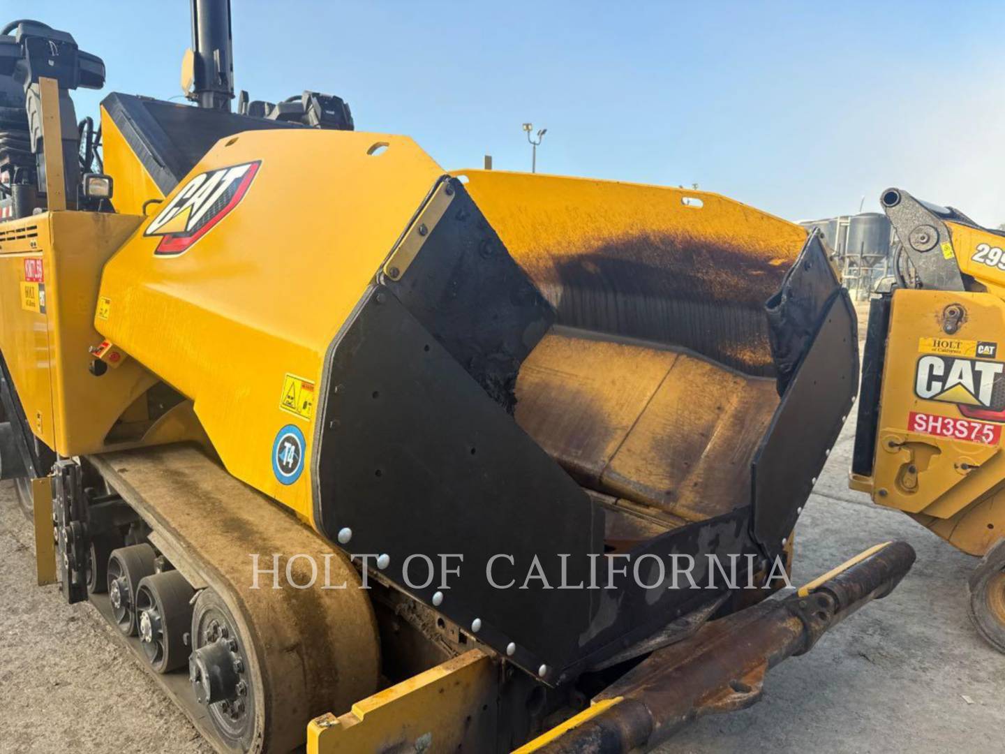 Caterpillar AP655, Asphalt Paver, 466 hours, S/N: 66800223, 2024 - Image 4