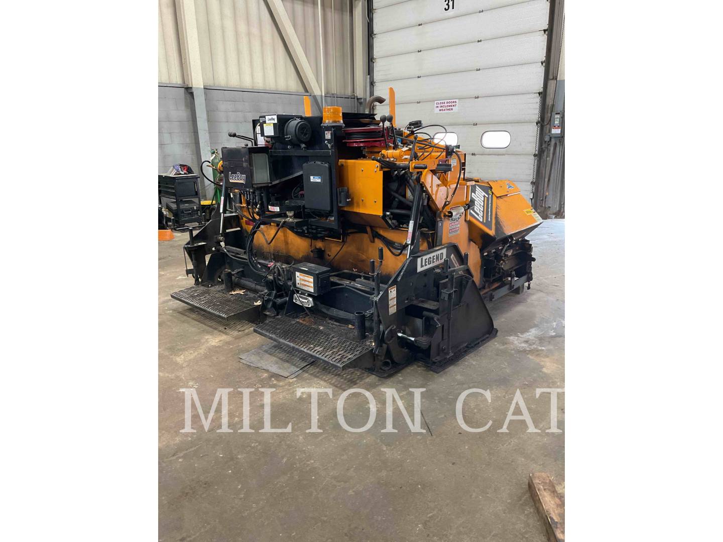 Lee-Boy 1000, Asphalt Paver, 383 hours, S/N: 430433, 2023 - Image 3