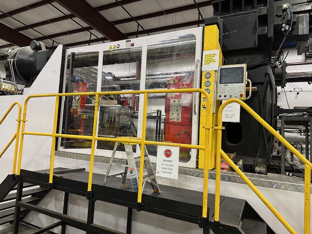 3300 Ton, 1029 oz., Borche #BU3300-V, injection molding machine with Yaskawa robot, Keba Control, 2024 - Image 4