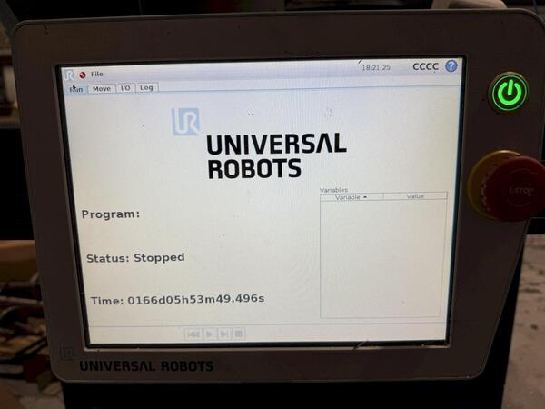 Universal Robots, UR-10 Cobot, dual chuck grippers, flexible loading system, 22 lb. payload, 2018 - Image 9