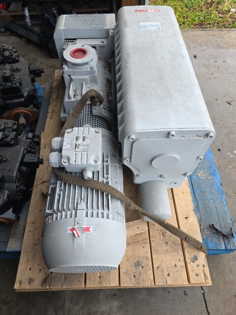 Leybold #SV300B, Sogevac rotary vane vacuum pump - Image 5