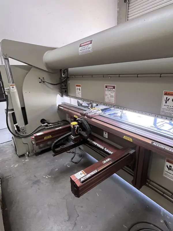 130 Ton, Accurpress #713010, CNC press brake, 10' overall, 100" between housing, 8" stroke, 10" throat, 14" - Image 3