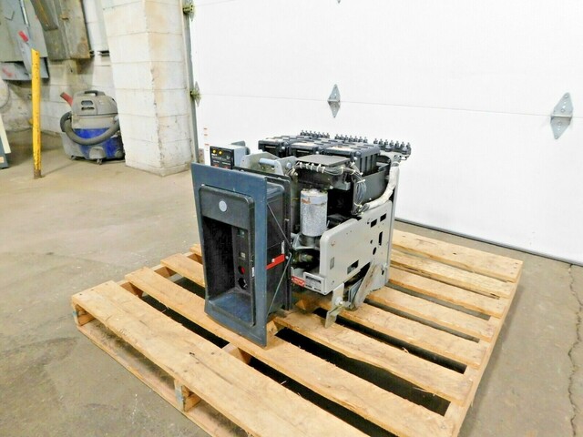 800 Amps, General Electric, AKR-6D-30, low voltage power circuit breaker, 635 Volts - Image 4