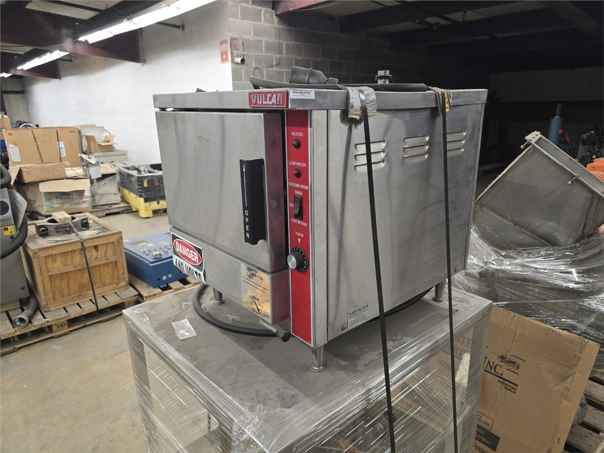 Vulcan Hart #VPX-3, Stainless Steel electric food grade steamer, 9 KW tubular heating elements, 3 pan capacity - Image 7
