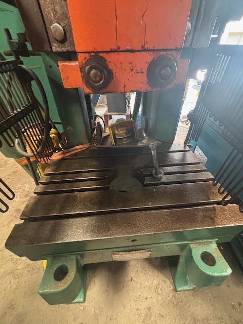 45 Ton, L & J #5, Back Gauge OBI press, 3" stroke, 15.5" Shut Height, 3" adj., 45 SPM, 18" x 28" bed - Image 7