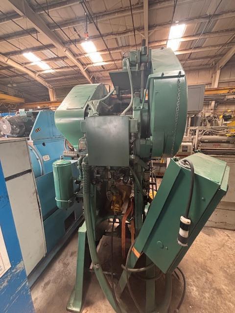 45 Ton, L & J #5, Back Gauge OBI press, 3" stroke, 15.5" Shut Height, 3" adj., 45 SPM, 18" x 28" bed - Image 9