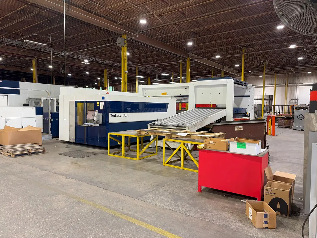 Trumpf #TruLaser-3030, CNC Fiber Laser, 6000 watt, 5' x 10' table, automatic pallet changer, TruDisk 6001 - Image 2