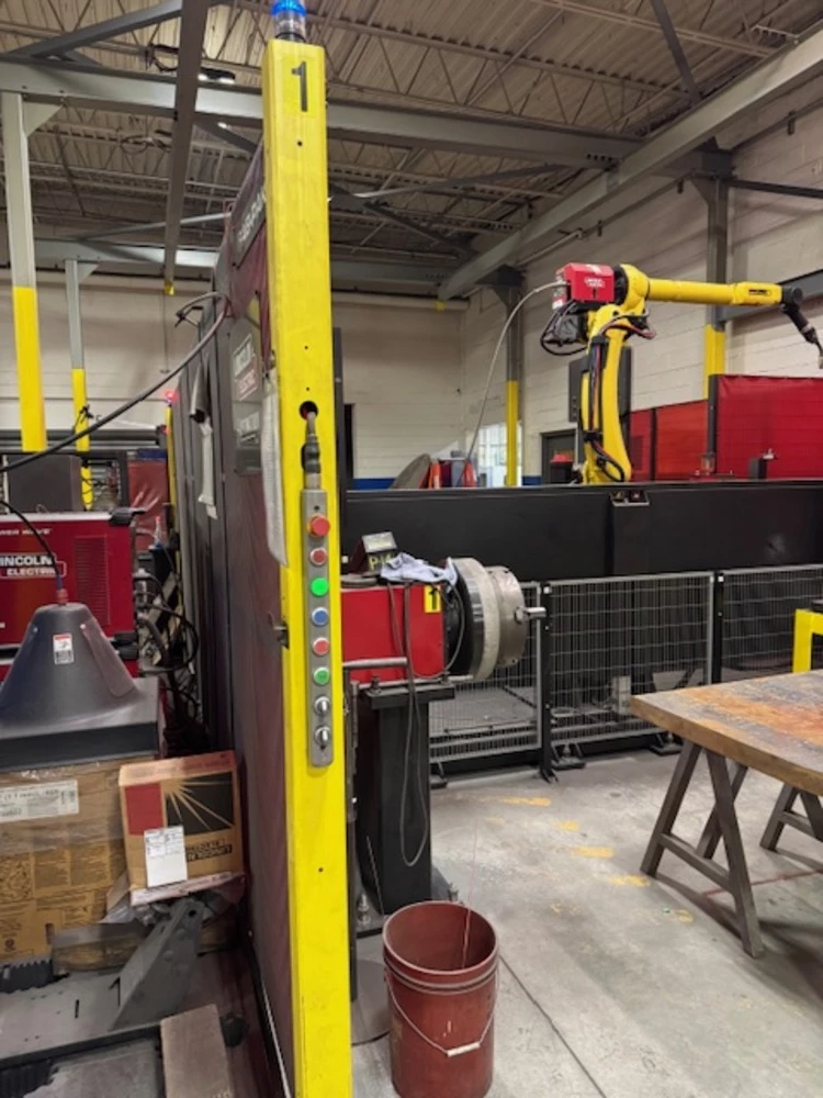 Lincoln Electric, Electric Robotic Welder, air-cooled welding cobot cart, 12' reach, 5,000 lb. positioner - Image 4