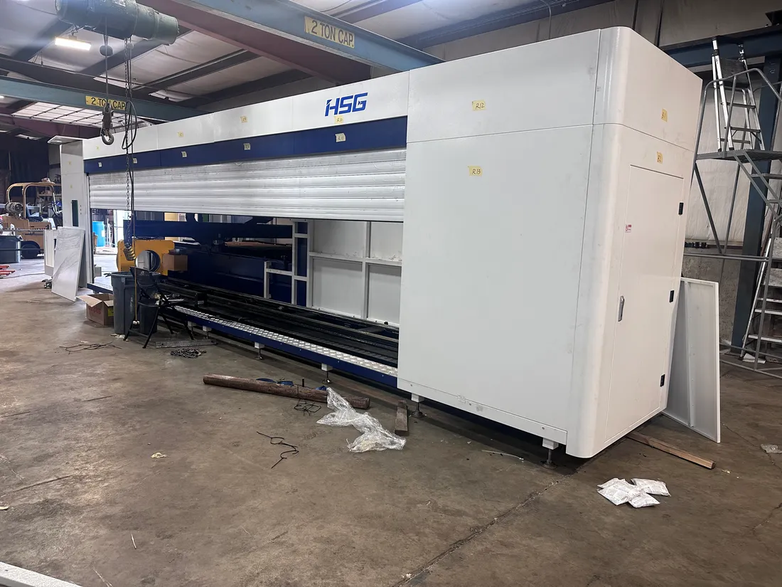 HSG #G-3015E, CNC Fiber Laser, tube cutting attachment, 6000 watt, 5' x 10' table, 236" max. tube profile - Image 3
