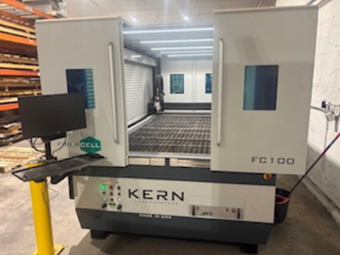 Kern #FiberCell-FC100, CNC Fiber Laser, 2000 watt, 4' x 8' table, Ytterbium fiber source, chiller, dust - Image 2