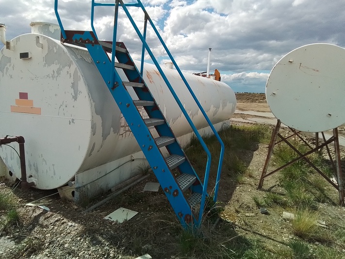 9,190 gallon Fuel Tank, 2001 - Image 5