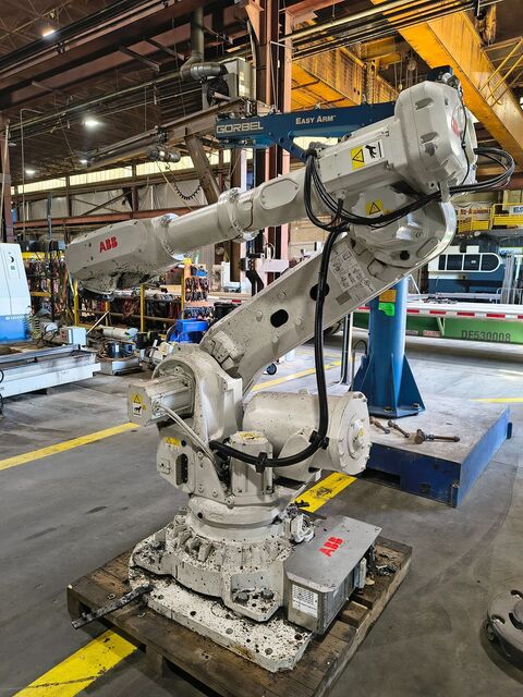 ABB IRB-6700-150/3.20, 6 axis robot, 150kg 331lb. payload, 3.2m 10.5' reach, IRC5 Control, FlexPendant, AS IS - Image 6