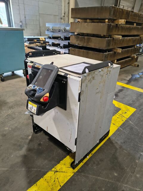 ABB IRB-6700-150/3.20, 6 axis robot, 150kg 331lb. payload, 3.2m 10.5' reach, IRC5 Control, FlexPendant, AS IS - Image 8