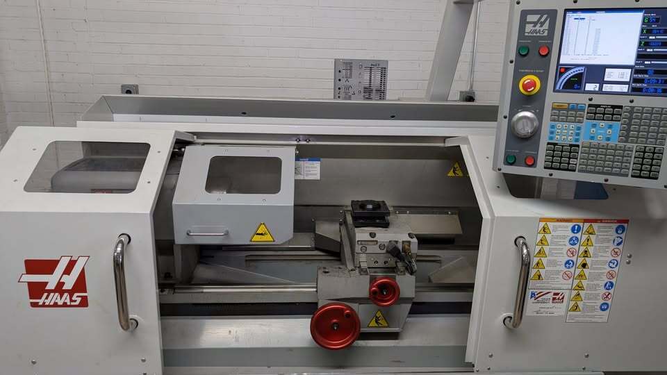 Haas #TL-1, CNC Lathe, 20" swing, 16" turning diameter, 30" machining length, 8" chuck, 12 HP, 2000 RPM, Haas - Image 2