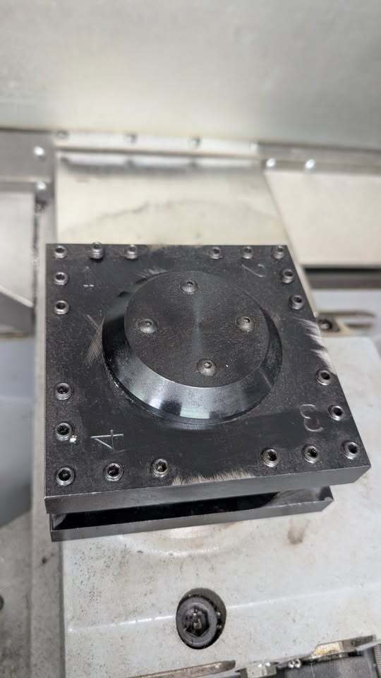 Haas #TL-1, CNC Lathe, 20" swing, 16" turning diameter, 30" machining length, 8" chuck, 12 HP, 2000 RPM, Haas - Image 5