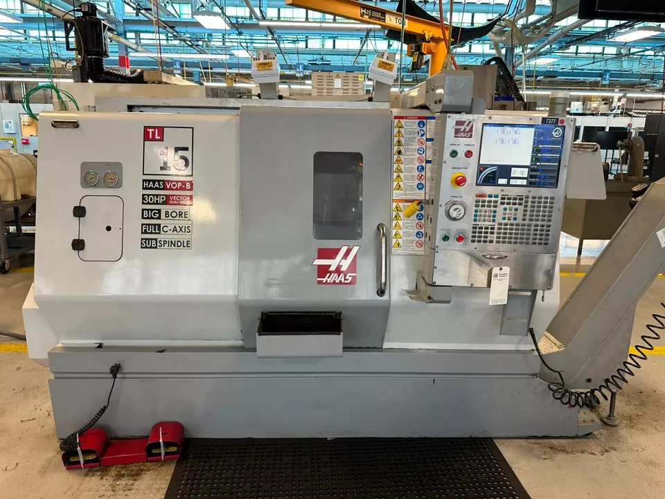 Haas #TL-15B, CNC Lathe, 21.6" swing, 8.2" turning diameter, 7.5" X, 17.5" Z, 8-station turret, 3" bar, 30 - Image 2