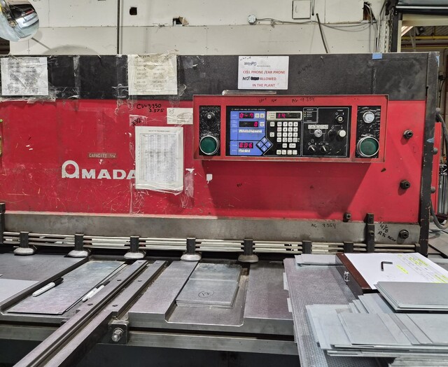 1/4" x 10' Amada #M-3060, Mechanical Power Squaring Shear, 36" back gauge, 60 SPM, 10 HP, 2003 - Image 3