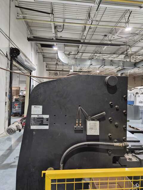 1/4" x 10' Amada #M-3060, Mechanical Power Squaring Shear, 36" back gauge, 60 SPM, 10 HP, 2003 - Image 6