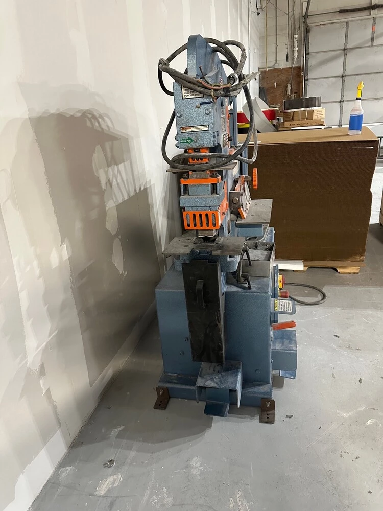 Scotchman #50514, Ironworker, 50 ton, 6" throat depth, 1-1/4" punch capacity, 2016 - Image 3
