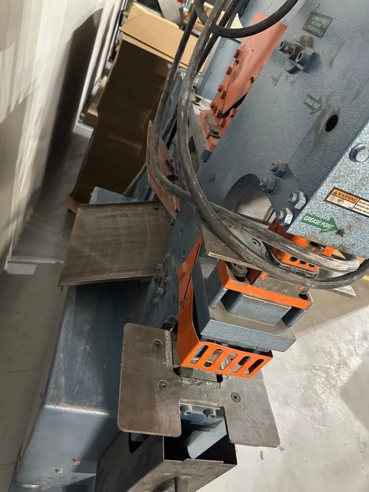 Scotchman #50514, Ironworker, 50 ton, 6" throat depth, 1-1/4" punch capacity, 2016 - Image 6