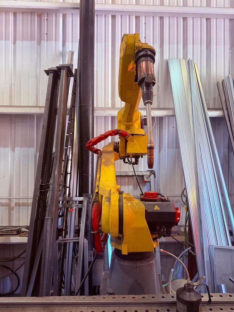 Fanuc, ARC-Mate-120iC, Robotic Welding Cell, 480 V., 2010 - Image 3