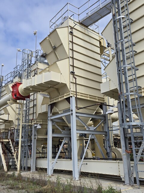 26000 cfm Ventapp #120-16, Baghouse Dust Collector, holds (120) 196" L filter bags, automatic pulse clean - Image 1