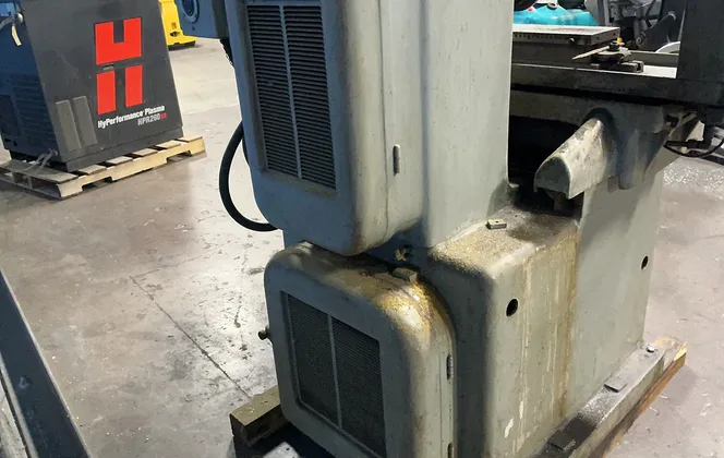 6" x 18" Gallmeyer & Livingston #250, surface grinder, 440 V., 3 phase, 1968 - Image 10