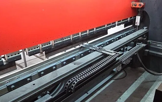 243 Ton, Amada #HRB2204, hydraulic press brake, 2022 - Image 9