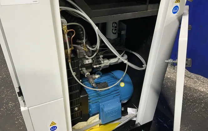 Gardner Denver #Apex-15A, rotary screw air compressor, 10 HP, 230/460 V., 3 phase - Image 8