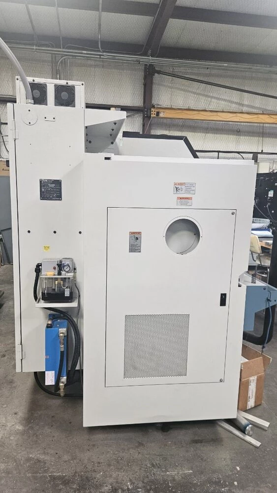 Trak #TRL-3060RX, CNC lathe, 33" swing, 6.3" bar, 20" chuck, 60" centers, 21.5" turning diameter, chip - Image 5