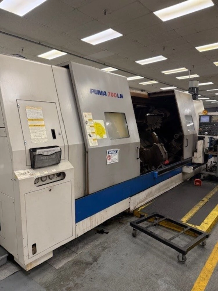 Doosan #Puma-700LM, CNC lathe, 40.5" swing, 7.1" bar, 32" chuck, 126" centers, 12 station turret, live - Image 2