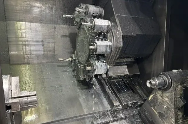 Doosan #Puma-2600Y, CNC lathe, 30" swing, 3" bar, 10" chuck, 29" centers, 12 station turret, live tooling - Image 2