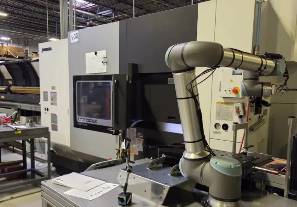 Okuma #LT3000-EX-3T3MY, CNC lathe, 21.6" swing, 3.5" bar, 8" chuck, 34" centers, 16 station turret, live - Image 2