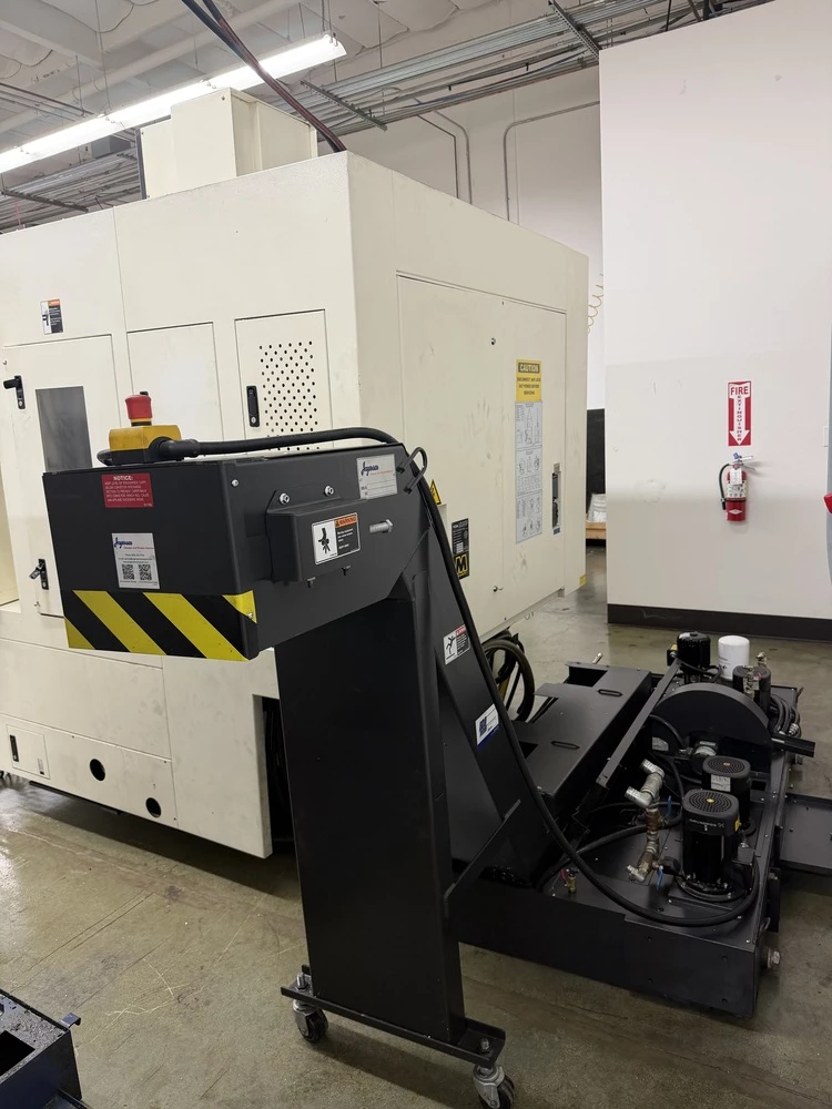 YCM #NVX560A-APC, vertical machining center, 22" X, 16.1" Y, 17.7" Z, 12000 RPM, 24 automatic tool changer - Image 6