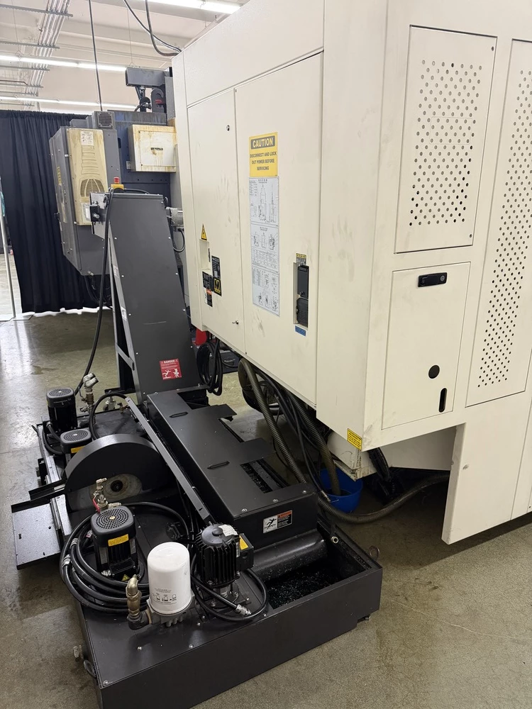 YCM #NVX560A-APC, vertical machining center, 22" X, 16.1" Y, 17.7" Z, 12000 RPM, 24 automatic tool changer - Image 7