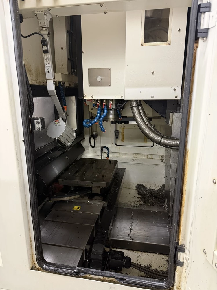 YCM #NVX560A-APC, vertical machining center, 22" X, 16.1" Y, 17.7" Z, 12000 RPM, 24 automatic tool changer - Image 8