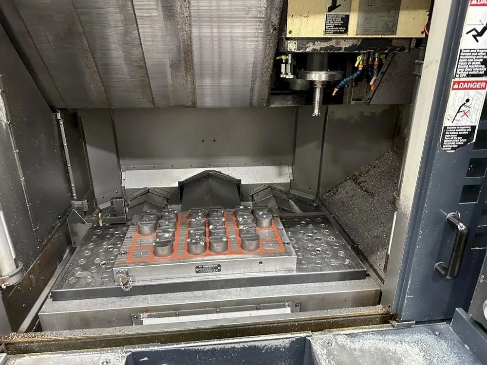 Makino #V-56, vertical machining center, 35.4" X, 19.7" Y, 17.7" Z, 20,000 RPM, 30 automatic tool changer - Image 6