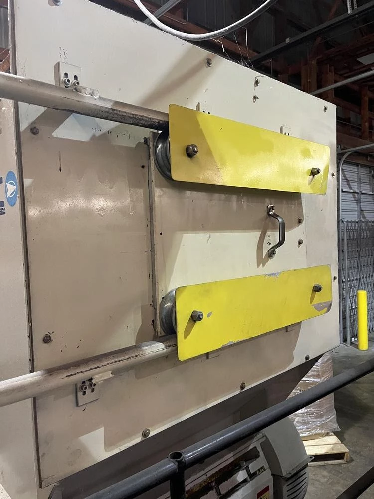 25" x 38" AEC #ESH-5010, granulator, 3 rotor knives, 2 bed knives, 100 HP, 3/8" screen, 460 V., 3 Phase, 2011 - Image 4