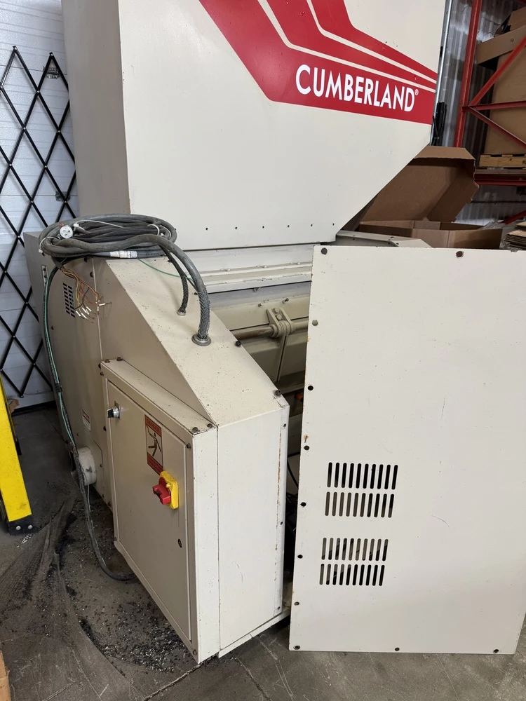16" x 40" Cumberland #1640X, granulator, 3 rotor knives, 2 bed knives, 50 HP, 5/16" screen, 480 V., 3 Phase - Image 3