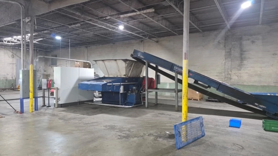 Vecoplan #RG-62/125-SPK-T, heavy duty single shaft shredder, 63" x 80" hopper opening, 24.4" rotor diameter - Image 2