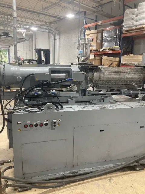 400 Ton, 41 oz., Nissei #FN7000-100A, injection molding machine, 28.93" tie bars, 41.5" platen, 2-13/16" - Image 4