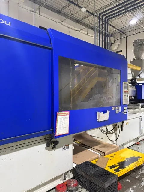 650 Ton, 89.6 oz., Van Dorn #650HT-4300, injection molding machine, 36" tie bars, 53" platen, 69.5" daylight - Image 1