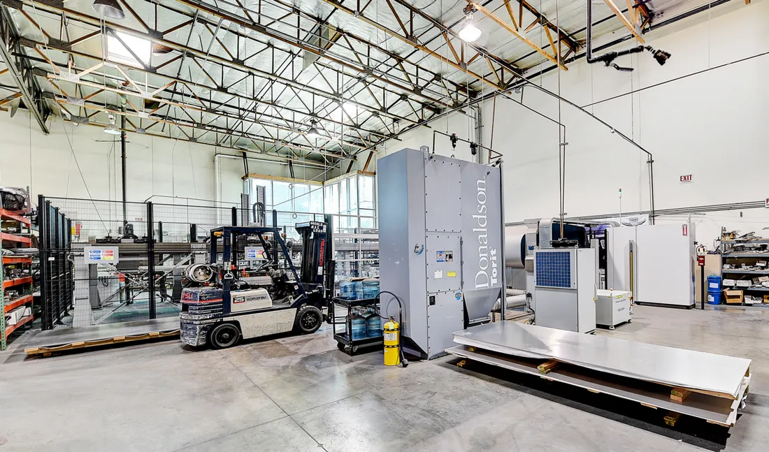 Salvagnini #L3, 3,000 watt laser, 5' x 10', 2015 - Image 9